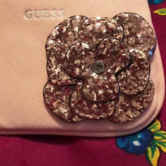 🛍👜Guess Floral Coin/Card Pouch - Picture 2 of 4